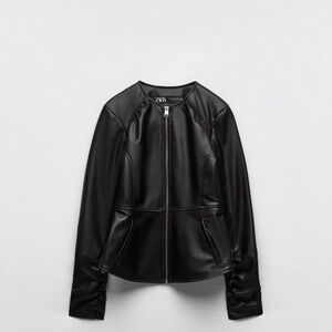 🆕Zara Women's faux leather fitted jacket